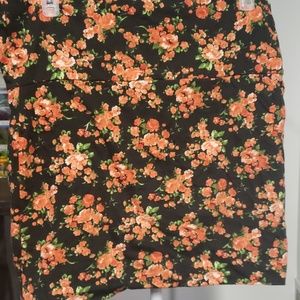 Floral mini skirt
